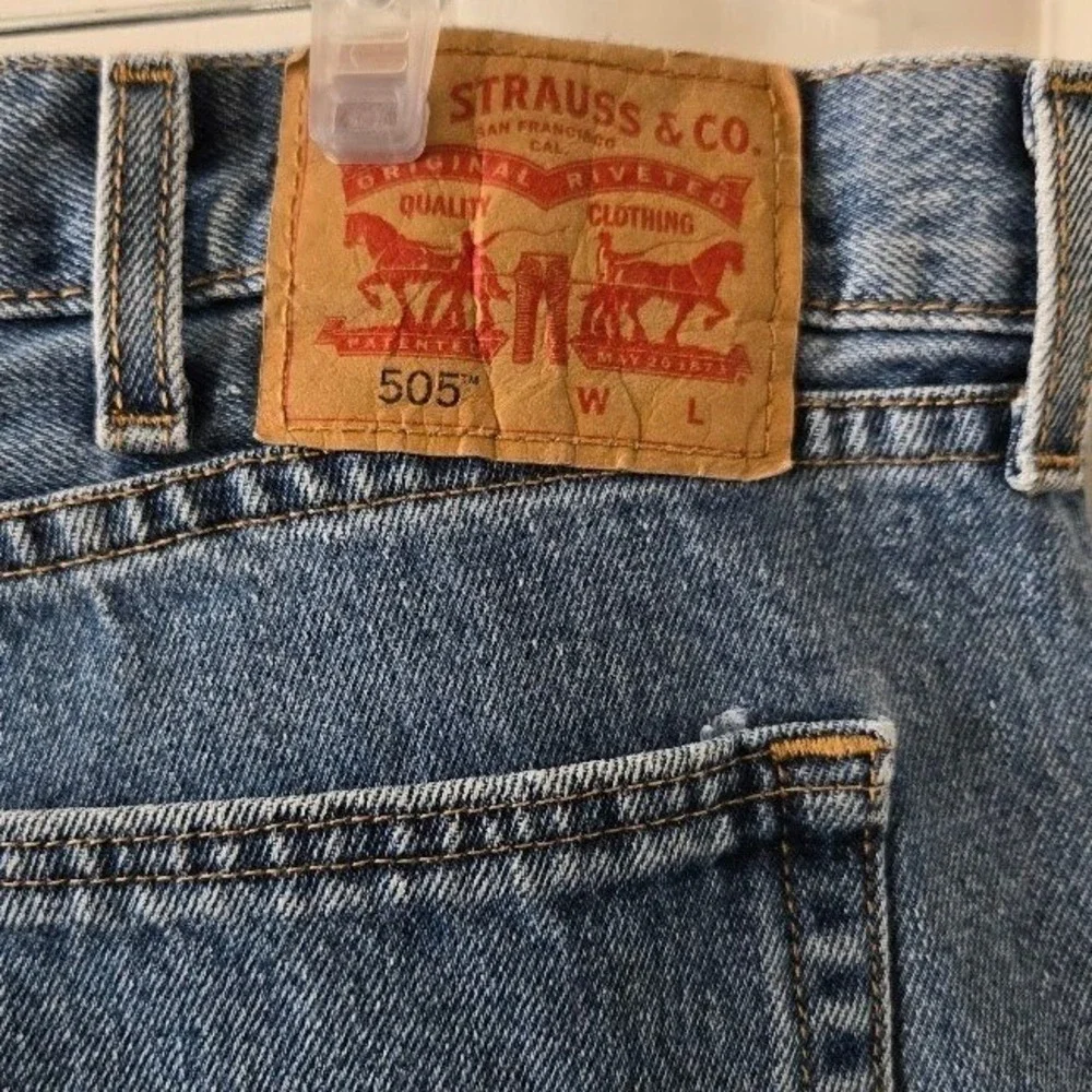 Levi's Mens 505 Regular Fit Straight Leg‎ Blue Denim Jeans 42x34
